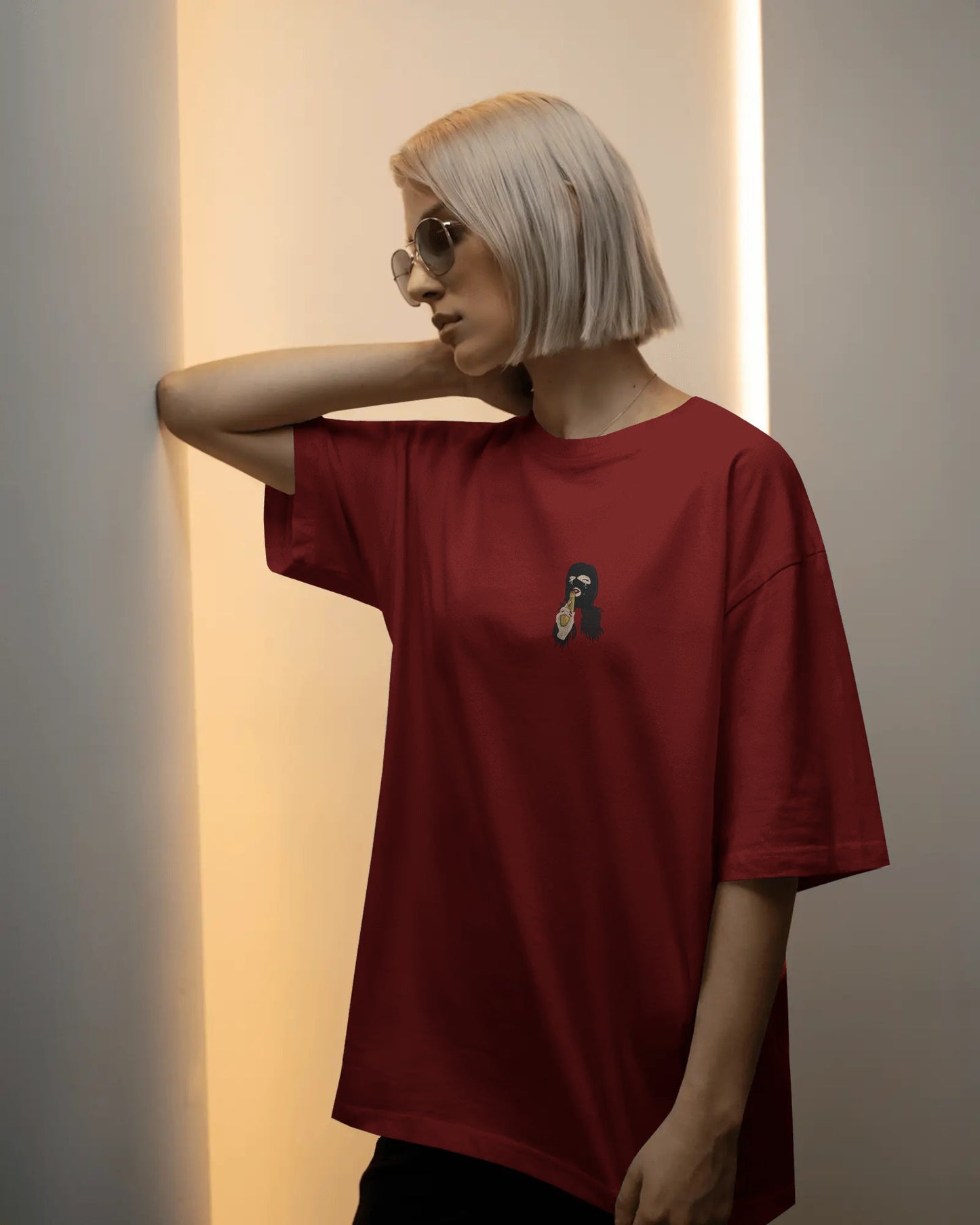 Killer Girl Oversized T-Shirt – Bold Graphic Tee for Women | Streetwear Statement Shirt