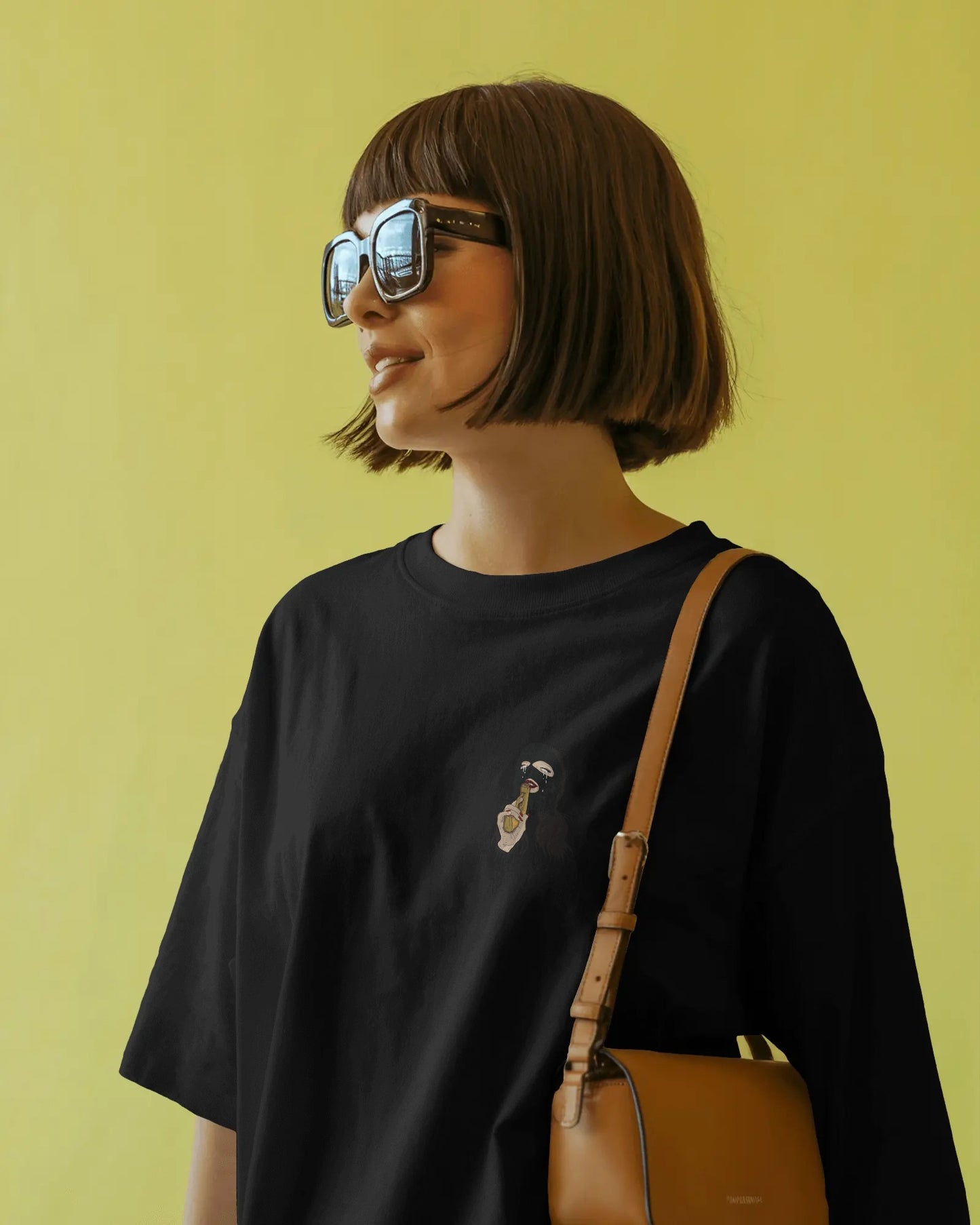 Killer Girl Oversized T-Shirt – Bold Graphic Tee for Women | Streetwear Statement Shirt