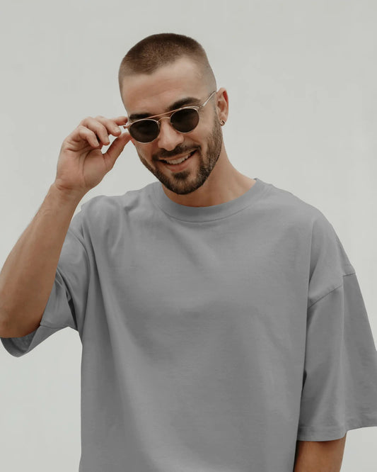 Men's Oversized T-Shirt with Hand-Eye Graphic | Trendy Streetwear Back Print Tee
